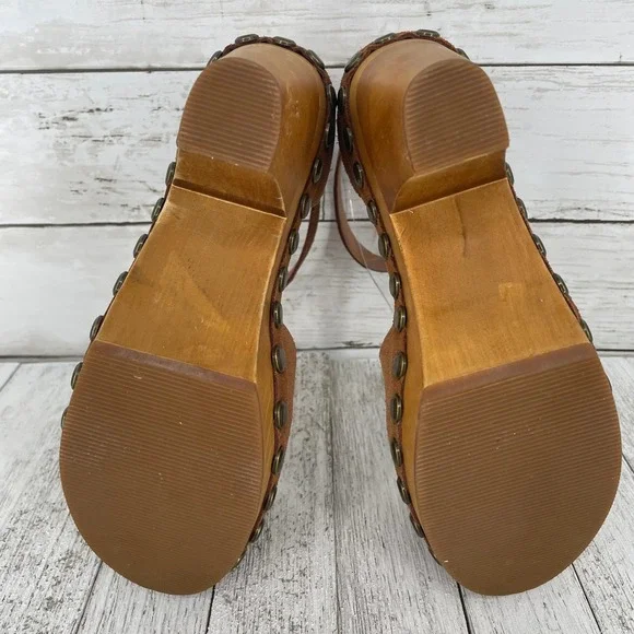 Jeffrey Campbell x Free People Brown Suede Studded Wooden Heel Clog Sandal - Picture 7 of 10